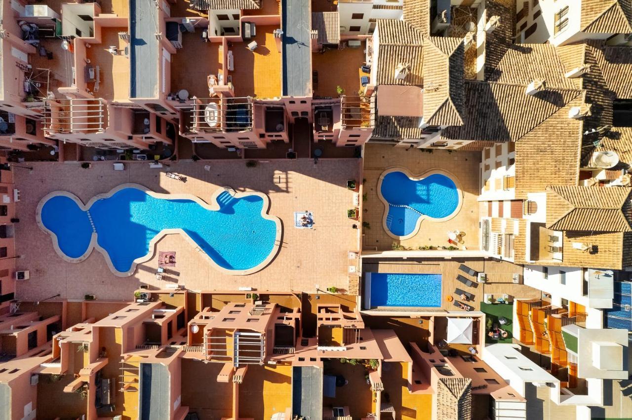 Modern Beach & Spa Торевиеха Екстериор снимка